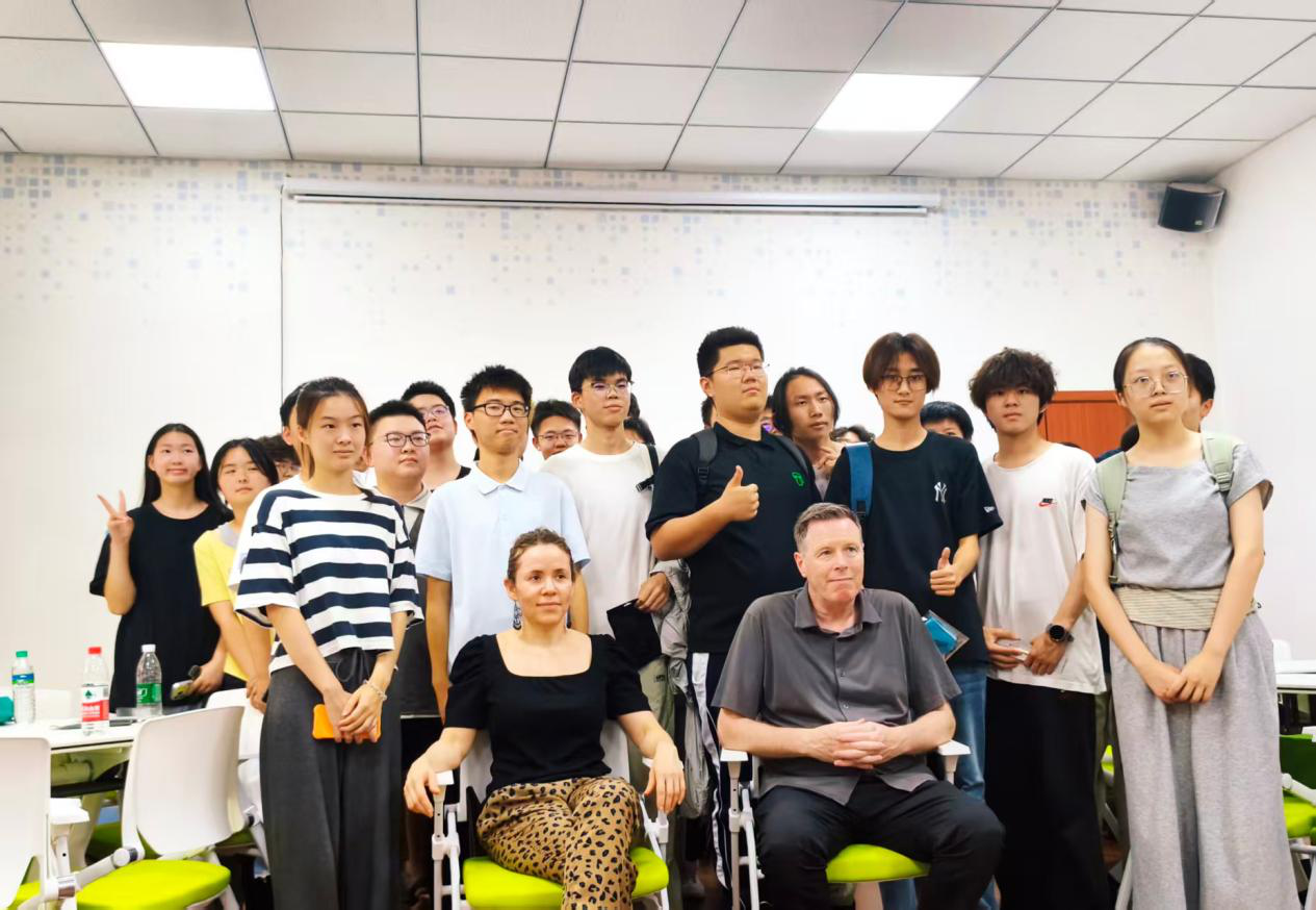 中澳智能制造学院英语角｜Get to know each other：在游戏里认识新朋友
